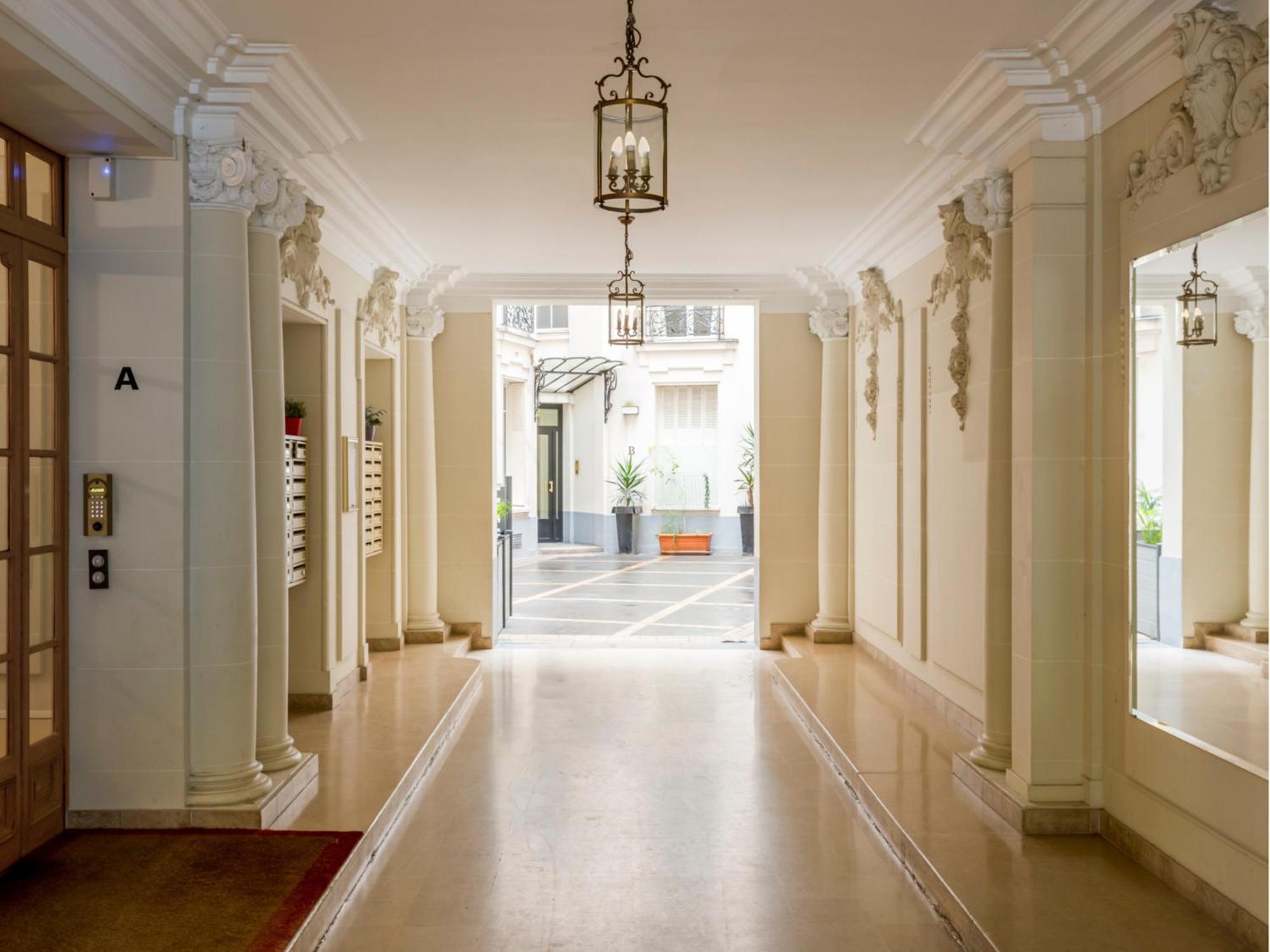 Cozy Apartment - Champs Elysees - Wagram Παρίσι Εξωτερικό φωτογραφία